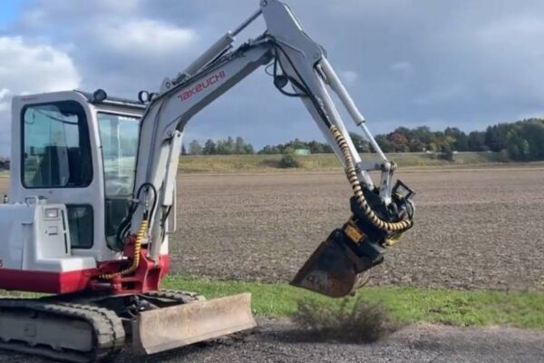 takeuchi tb125 specs